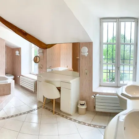D'hote Du Chateau L'hubertiere *