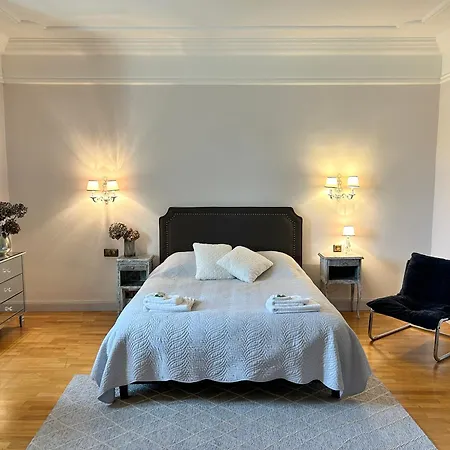 D'hote Du Chateau L'hubertiere ベッド・アンド・ブレックファスト
