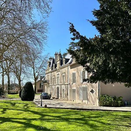 Bed & Breakfast D'hôte Du Château L'hubertière Bouresse